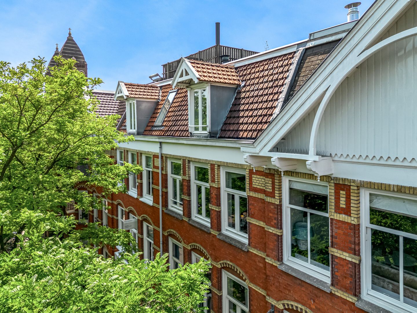 Photo 34 of Jacob Obrechtstraat 16-B