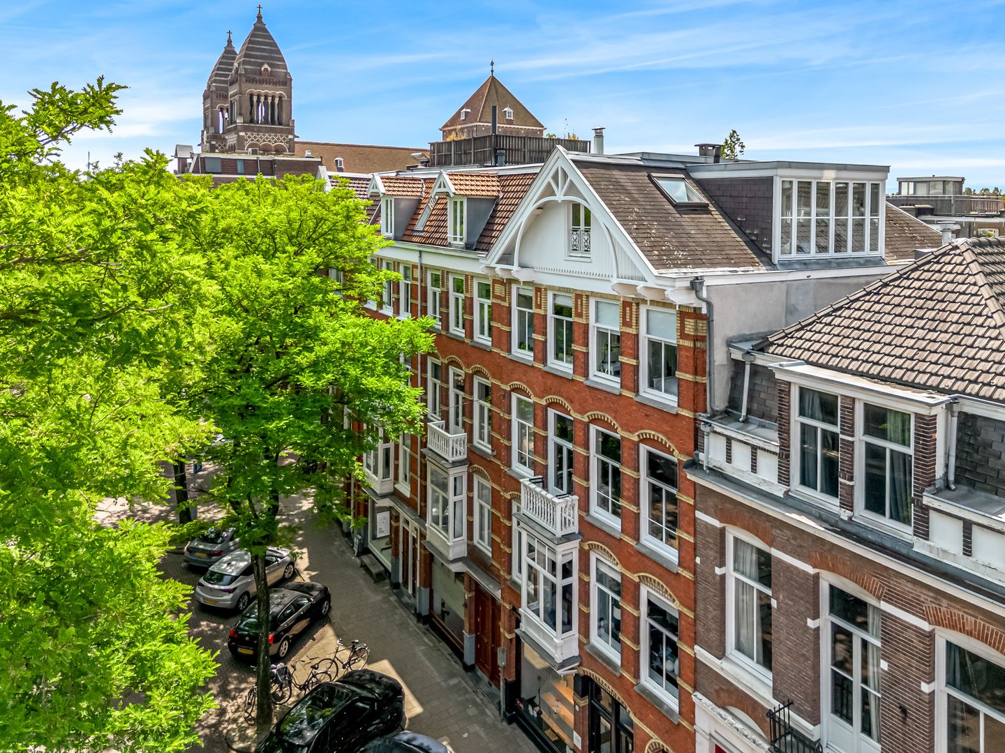 Photo 35 of Jacob Obrechtstraat 16-B