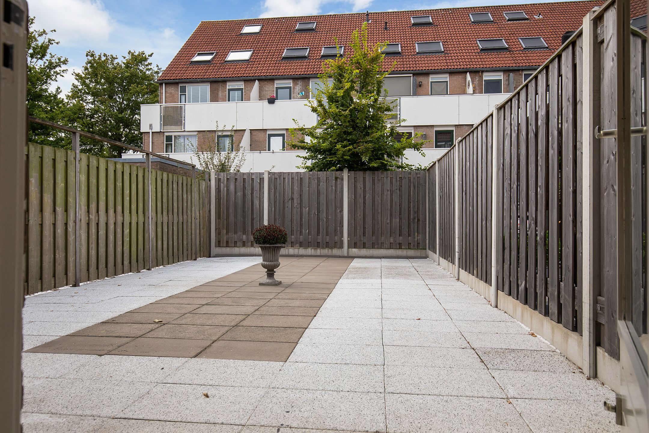 Photo 21 of Thomsonstraat 1