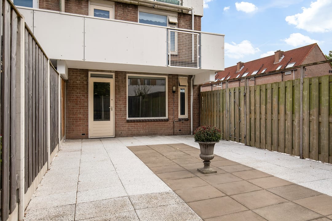 Photo 22 of Thomsonstraat 1