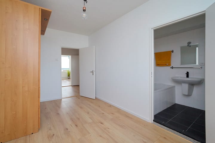 Foto 33 van Menno ter Braaklaan 223