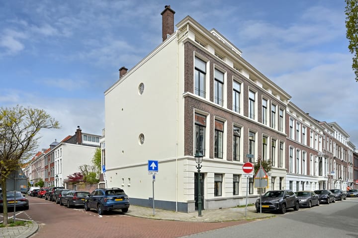 Photo 4 of Bazarstraat 19
