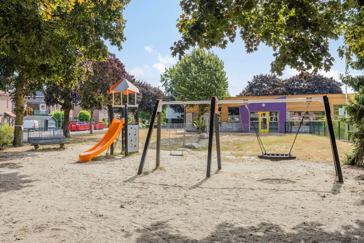 Foto 49 van Burg Termeerstraat 18