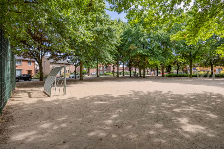 Foto 51 van Burg Termeerstraat 18