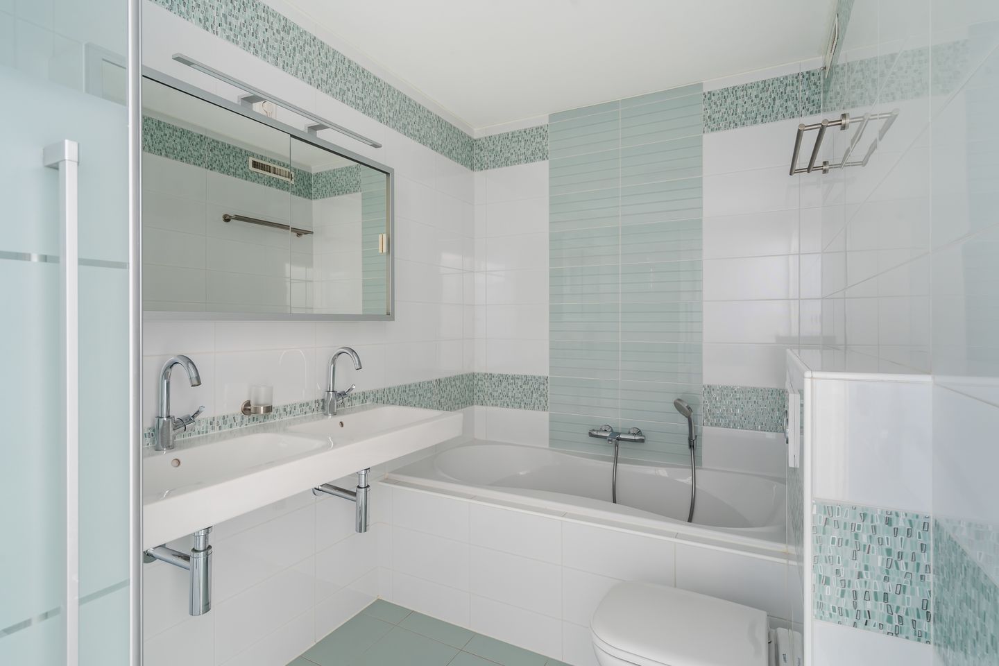 Photo 20 of Barkentijn 8