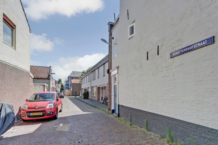 Foto 6 van Schuttershofstraat 7