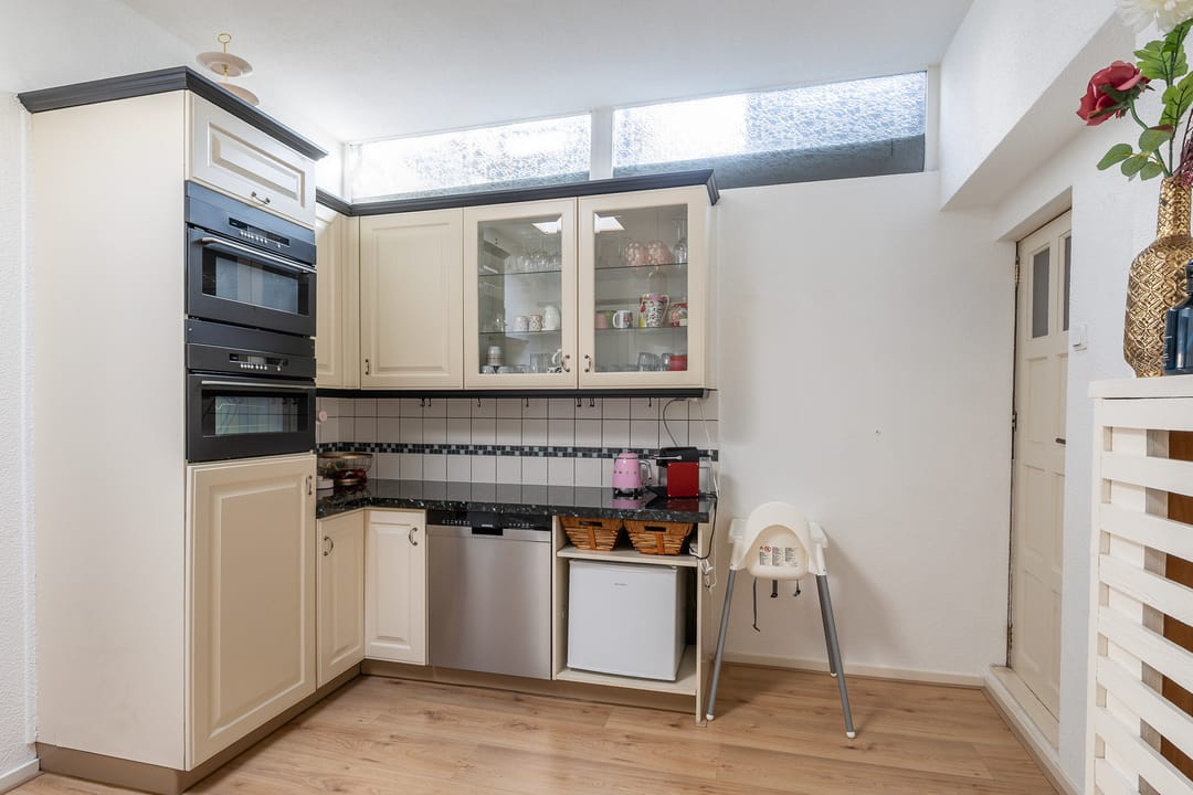 Photo 8 of Puttershoeksestraat 13