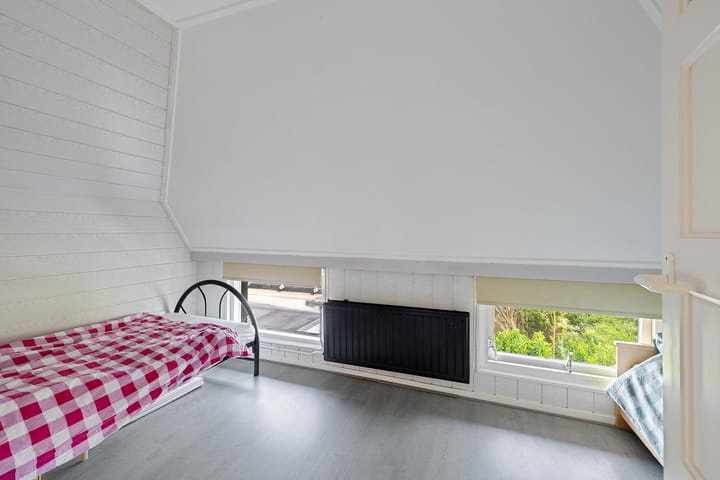 Photo 28 of Drouwenerstraat 5