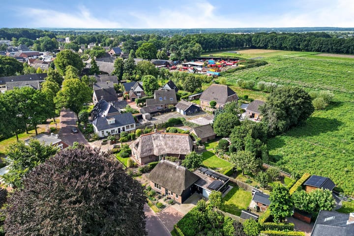 Photo 38 of Drouwenerstraat 5