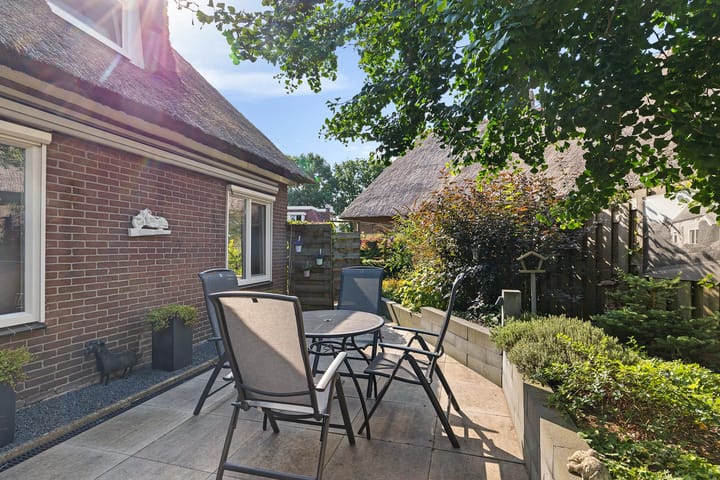 Photo 31 of Drouwenerstraat 5