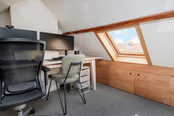 Foto 55 van Dordtsestraat 11