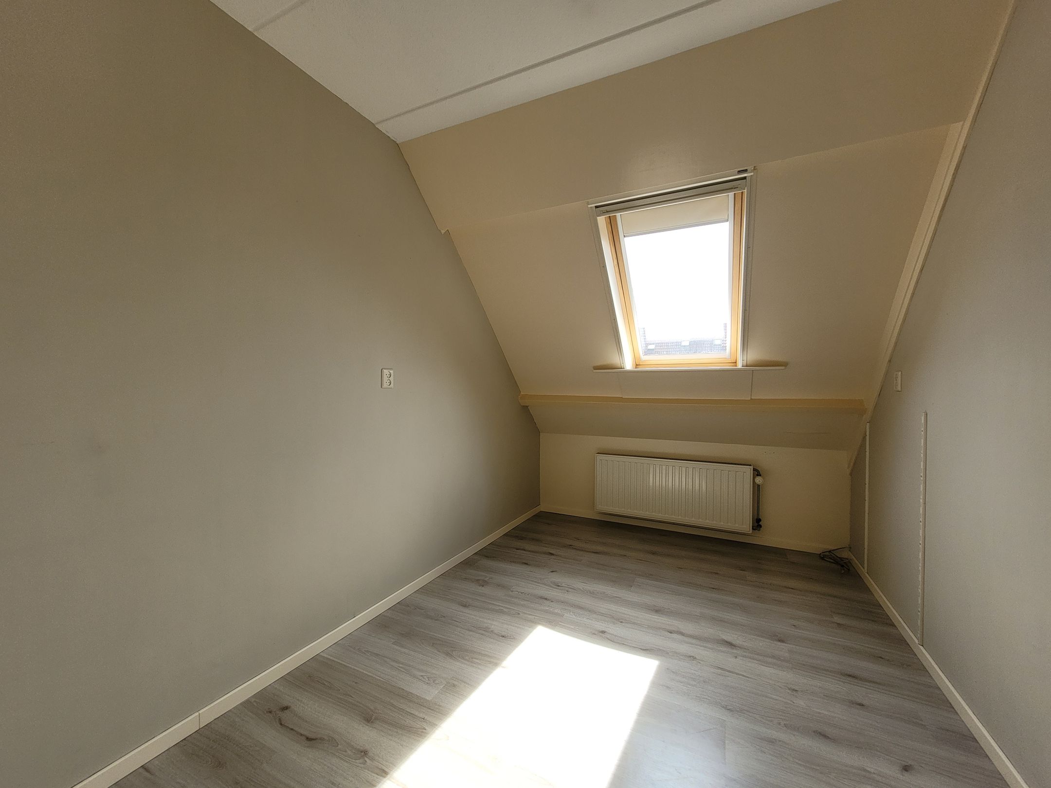 Foto 12 van Slikkerdijk 8