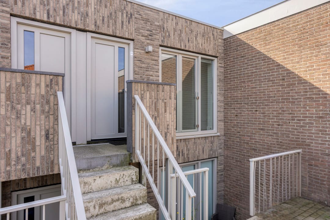 Foto 17 van de Ruyterstraat 8-D