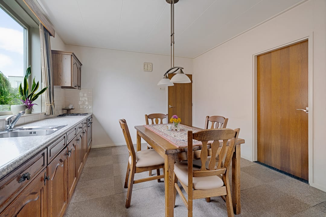 Foto 16 van Meidoornstraat 14