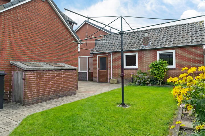 Foto 37 van Meidoornstraat 14