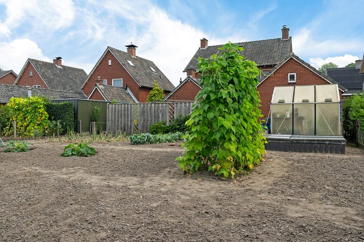 Foto 41 van Meidoornstraat 14