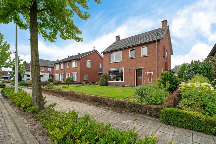 Foto 45 van Meidoornstraat 14