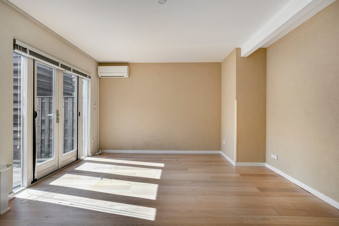 Photo 7 of Bekestein 31