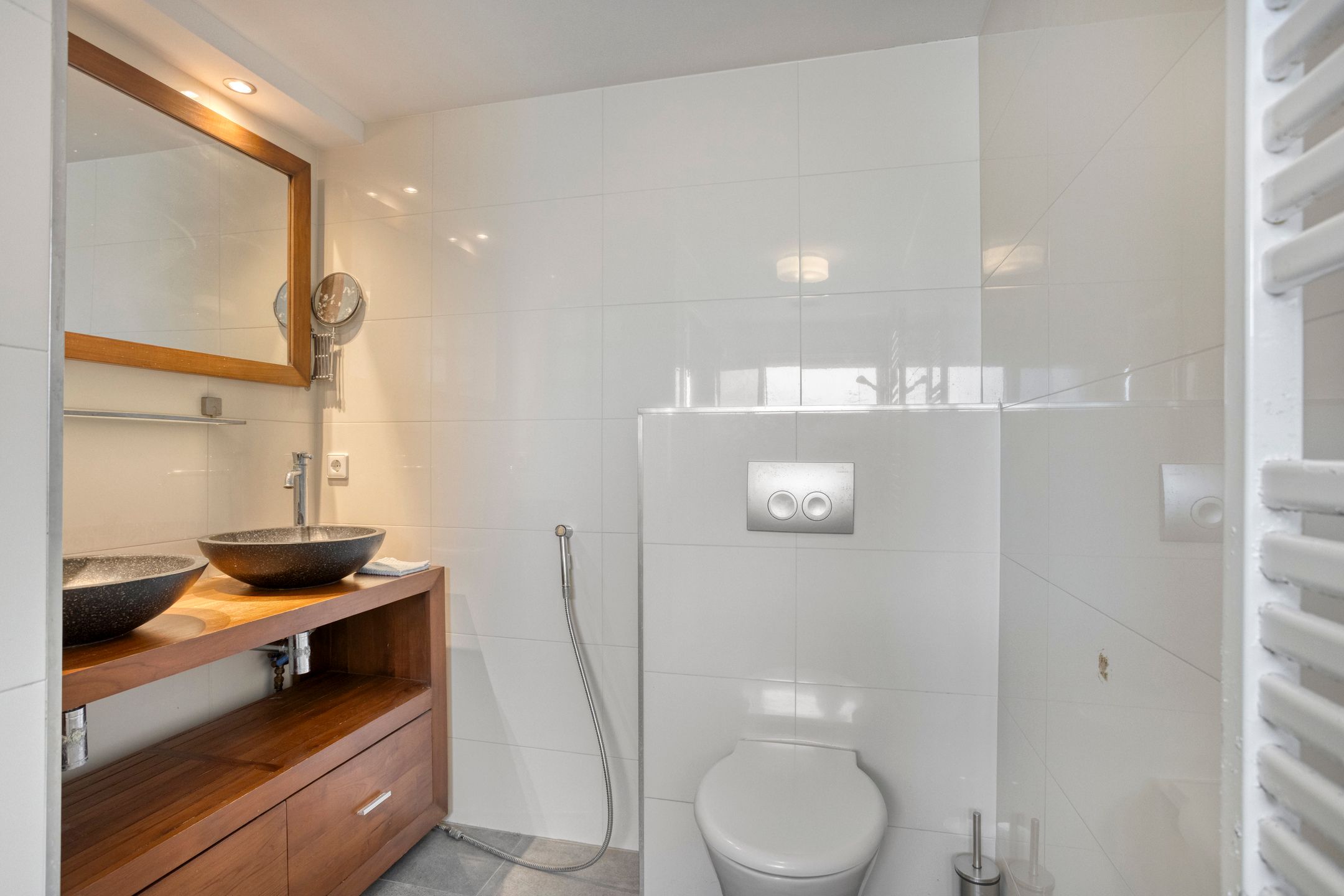 Photo 15 of Bekestein 31