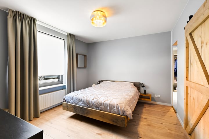 Photo 24 of Weststraat 39-B