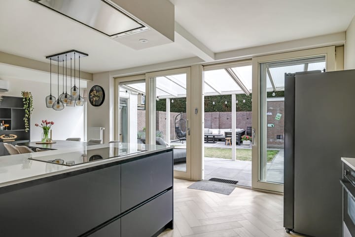 Photo 18 of Orchideestraat 9