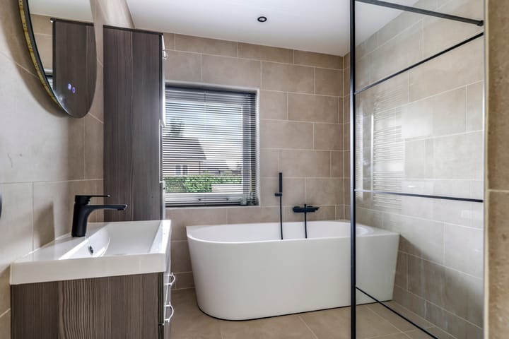 Photo 37 of Orchideestraat 9