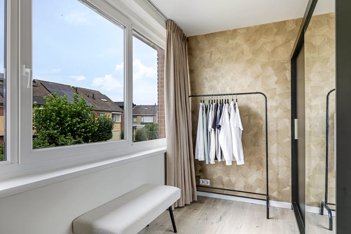 Photo 41 of Orchideestraat 9