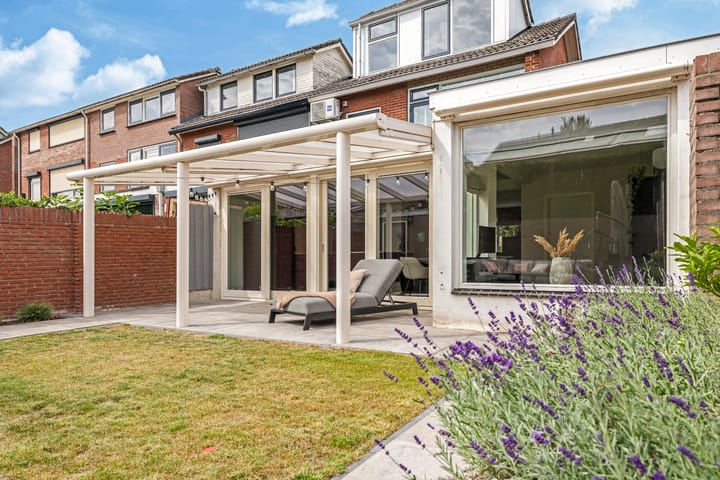 Photo 51 of Orchideestraat 9