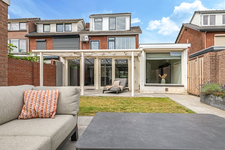 Photo 60 of Orchideestraat 9