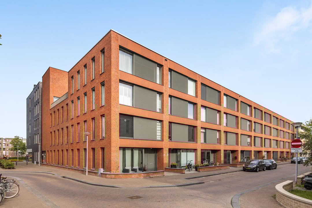 Foto 1 van Bouwe Landlaan 44