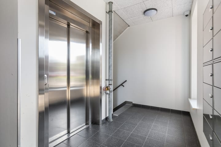 Foto 18 van Bouwe Landlaan 44