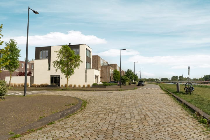 Foto 111 van Nico Jessekade 113