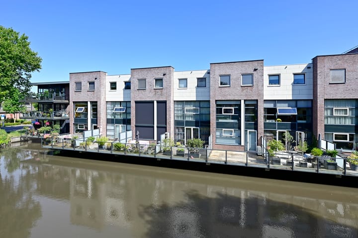 Zwaluw 15 main image