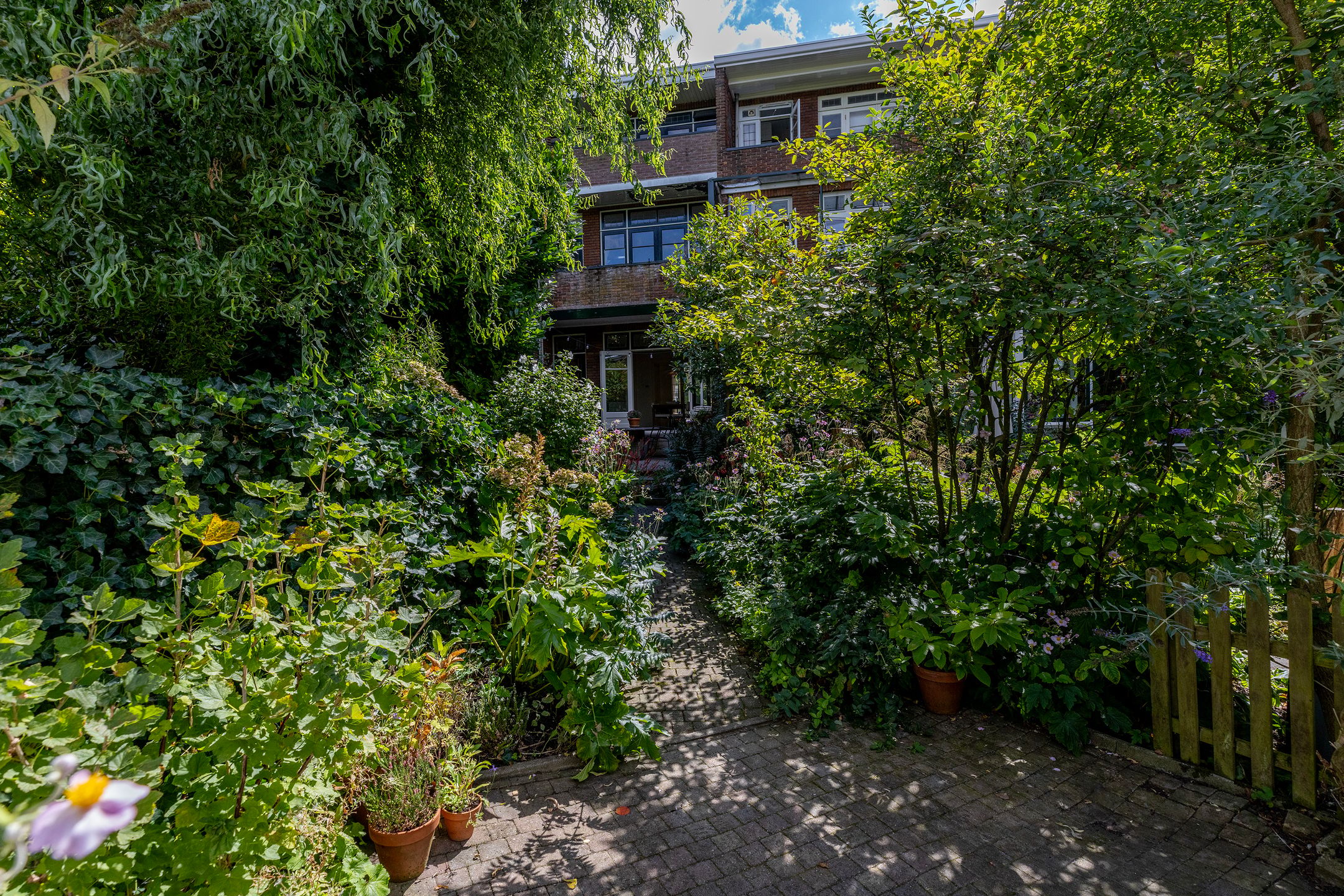 Photo 39 of Bergselaan 13-B