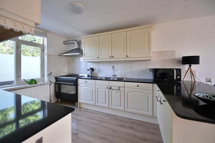 Foto 4 van Veerplein 154