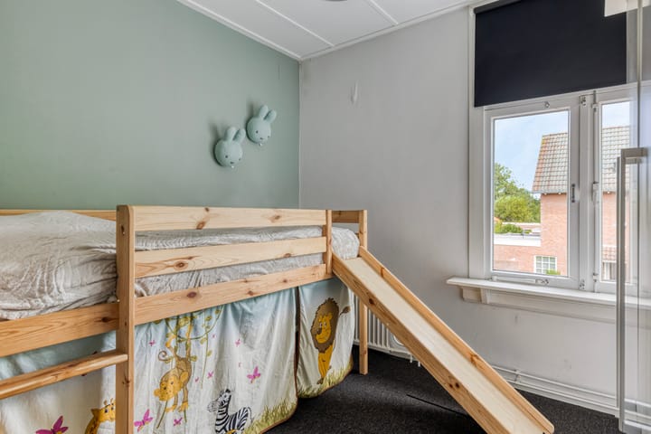 Foto 28 van Burgemeester Jacobsstraat 58