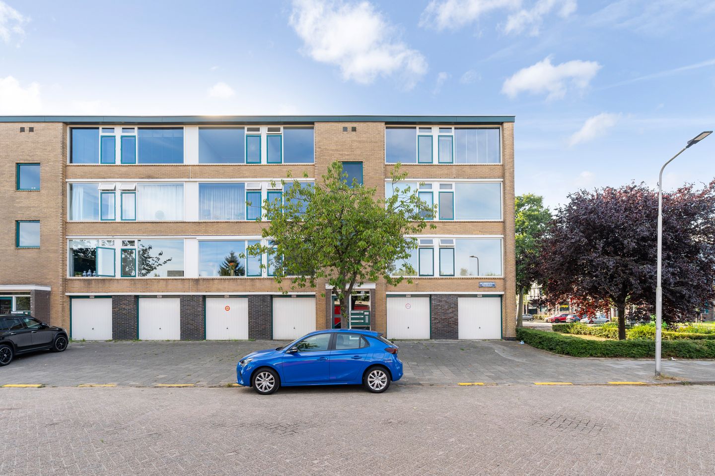 Foto 1 van Van Anrooystraat 473