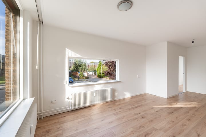 Foto 9 van Van Anrooystraat 473