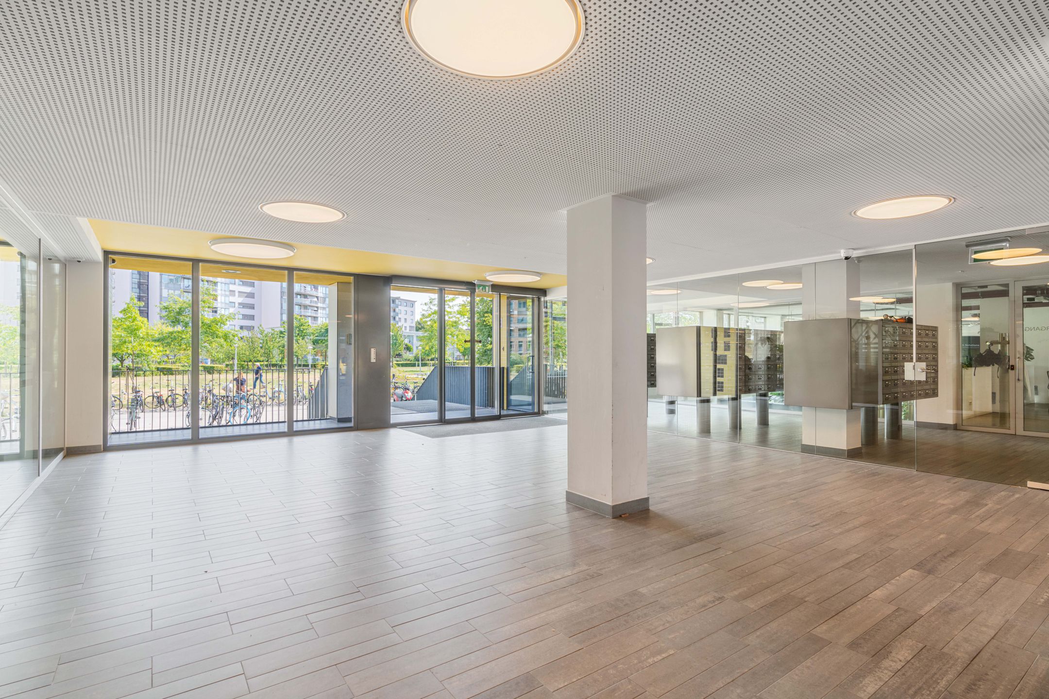 Photo 15 of Bos en Lommerplantsoen 27-C