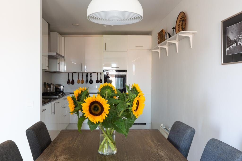 Photo 9 of Henrick de Keijserplein 27-E