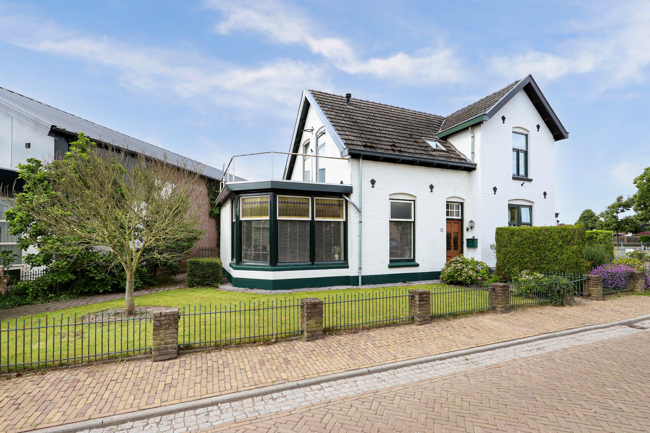 Photo 6 of Schoolstraat 25