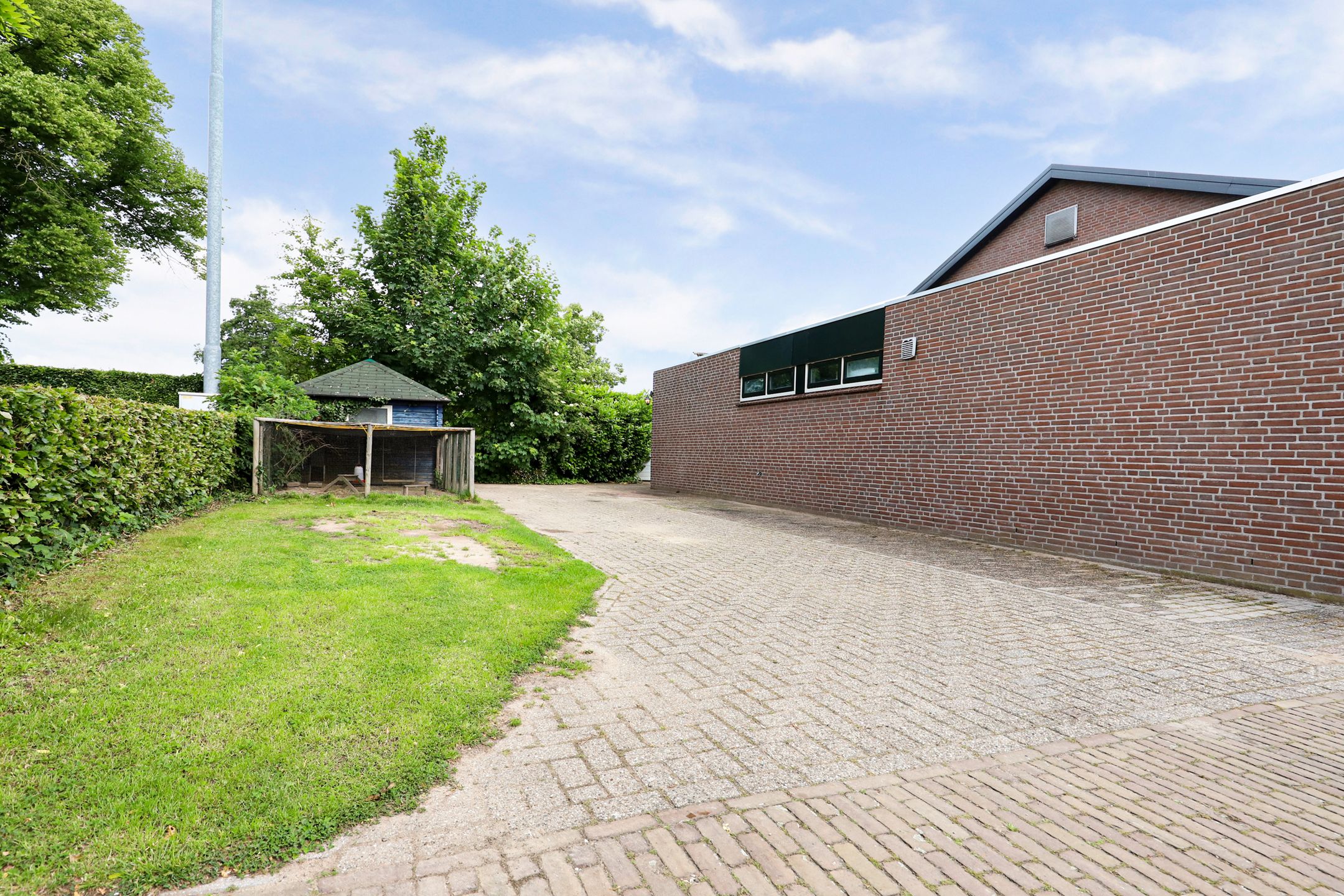 Photo 45 of Schoolstraat 25
