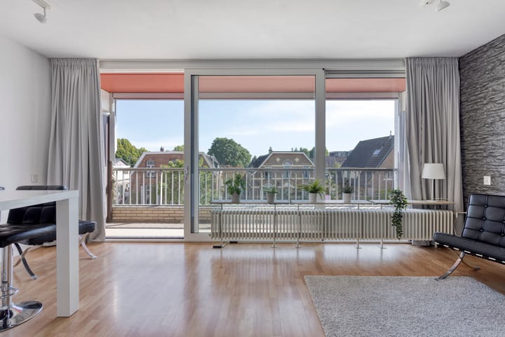 Foto 9 van Den Heuvel 21