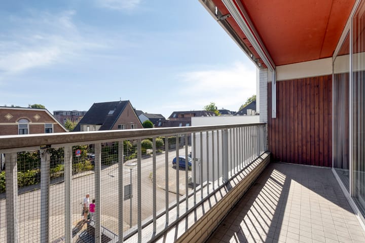 Foto 11 van Den Heuvel 21