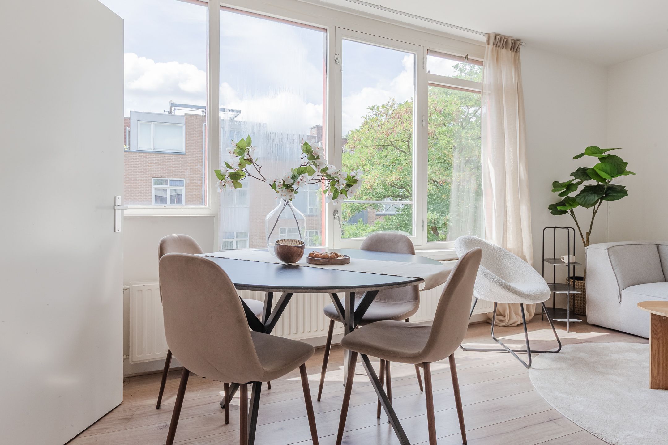 Photo 12 of Van Swindendwarsstraat 99