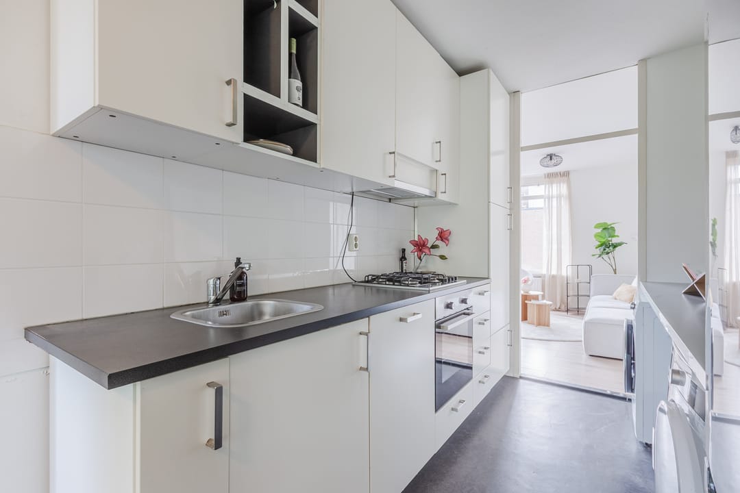 Photo 13 of Van Swindendwarsstraat 99