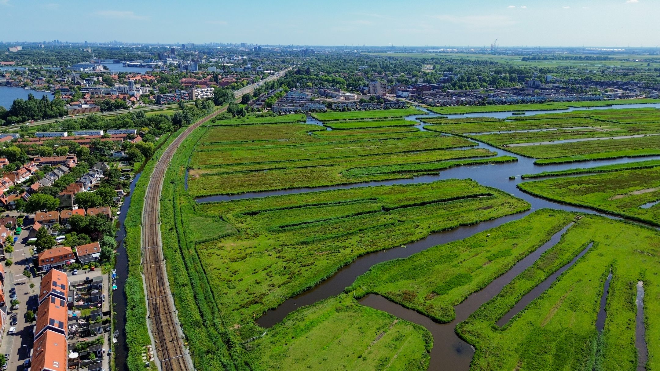 Foto 3 van Warmoesstraat 109