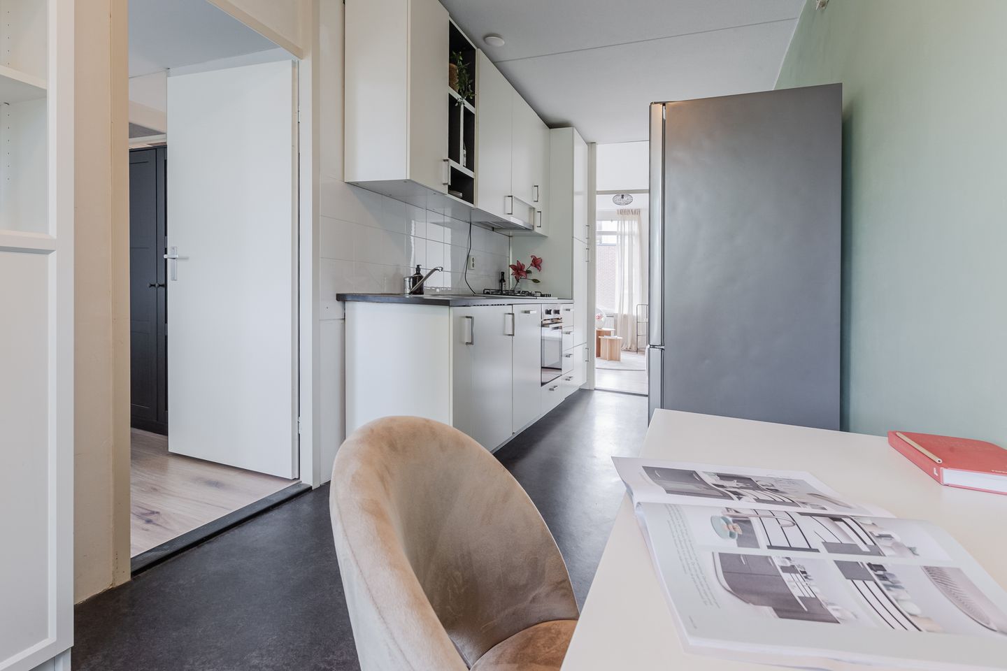 Photo 20 of Van Swindendwarsstraat 99