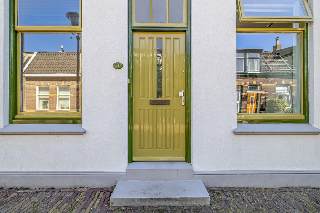 Foto 7 van Warmoesstraat 109