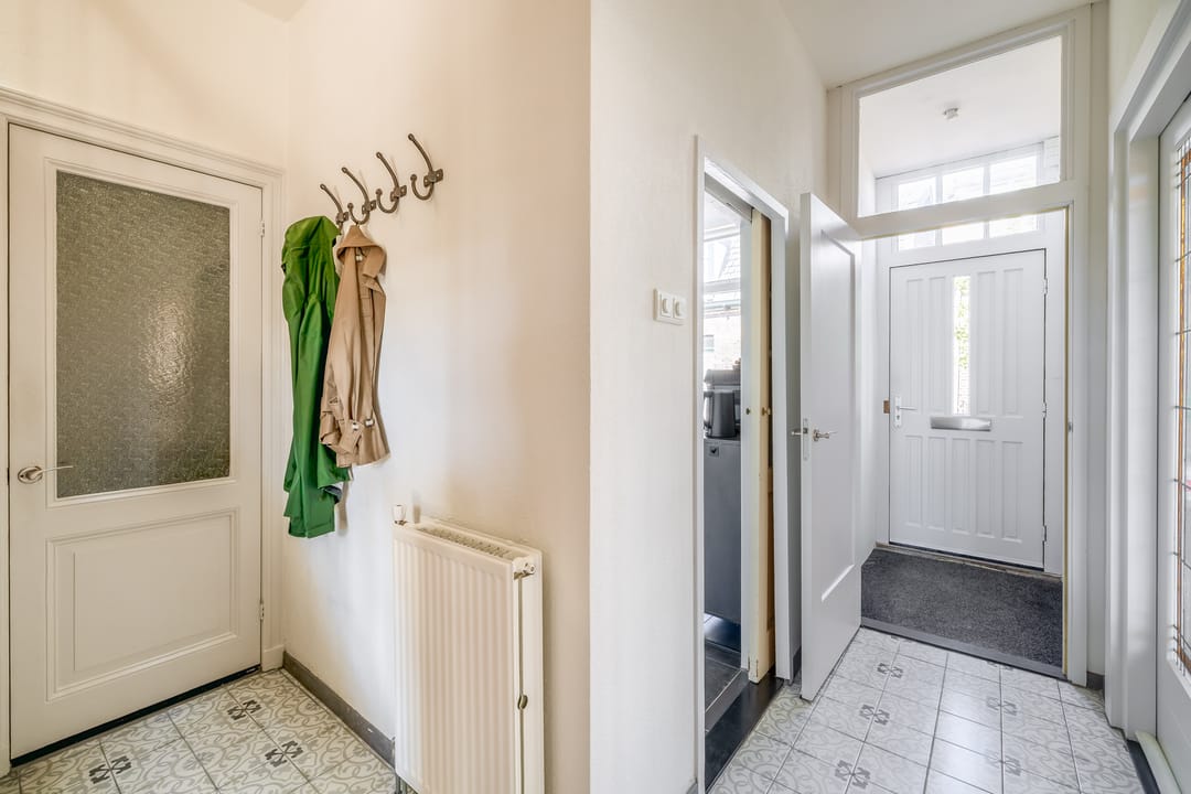 Foto 8 van Warmoesstraat 109